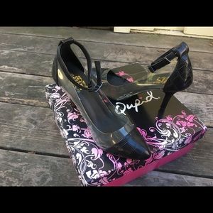 High heel pump with an ankle strap